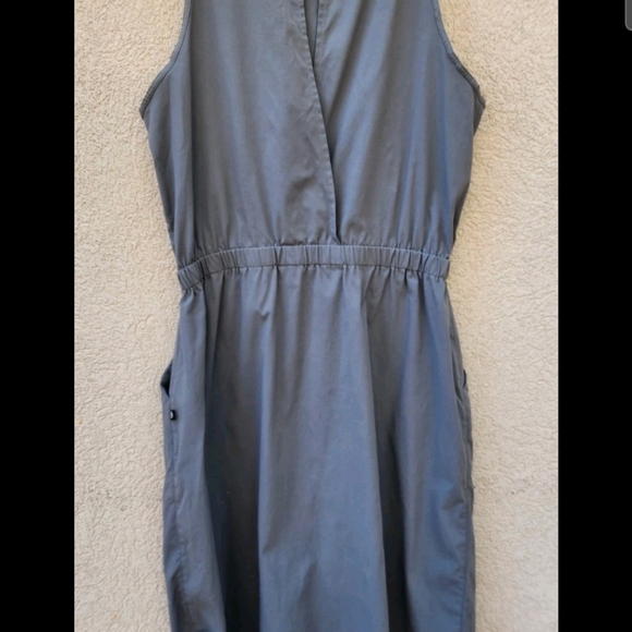 MOUNTAIN HARDWEAR Women’s Dynama 2 Tank Dress Small Gray Athletic Outdoors - Picture 4 of 15